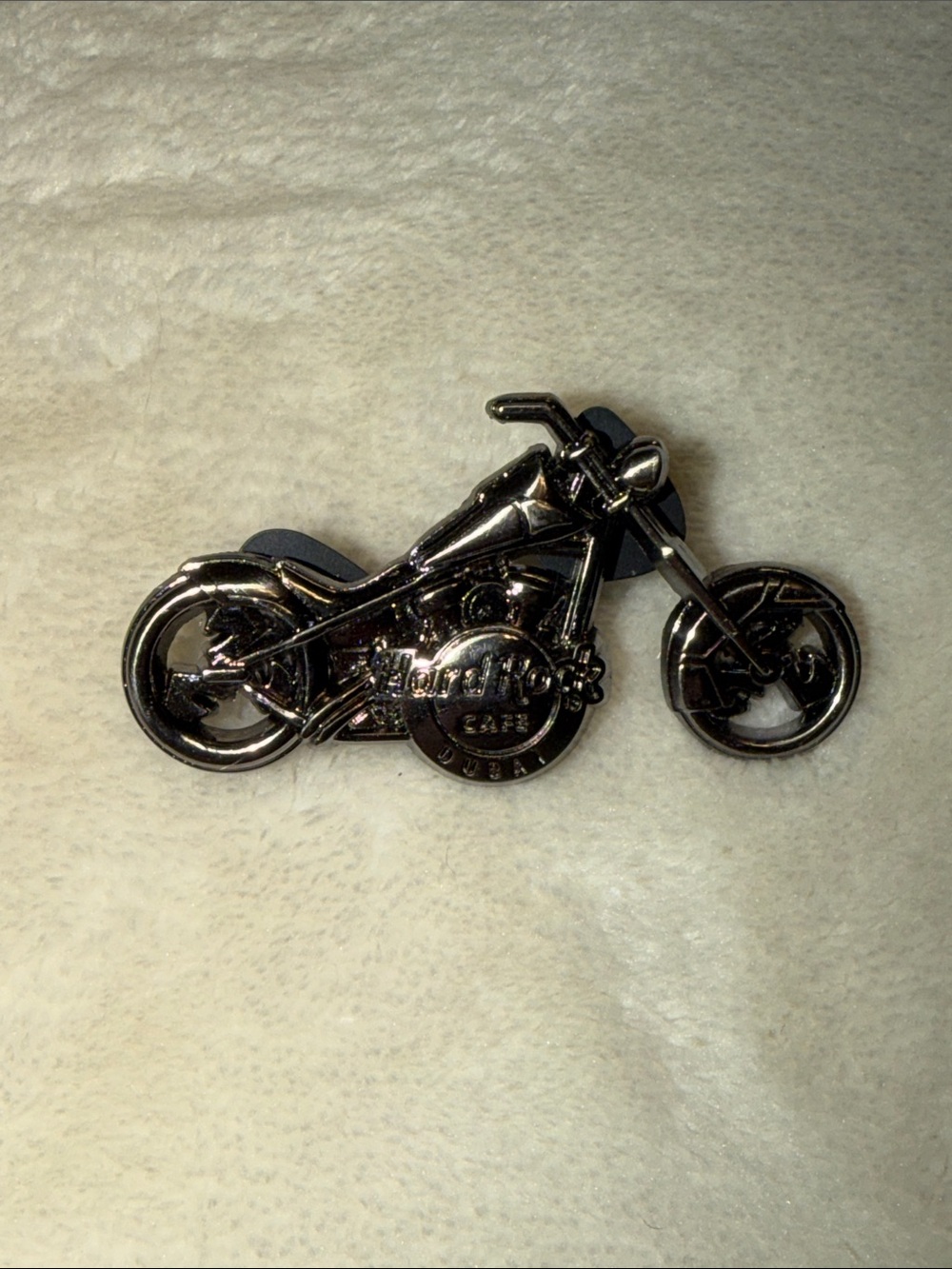 Hard Rock Cafe Dubai 3D Silver Motorcycle Cuff Link - Dubai Logo
